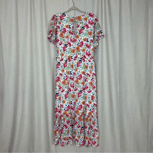 Torrid Floral Hi-low Flutter Sleeve Ivory Gauze Button Front Tea-Length Dress 3X - Picture 9 of 15